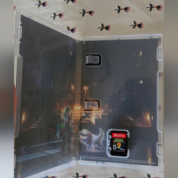 Luigi's Mansion 3 - Nintendo Switch game - Picture 2 of 3